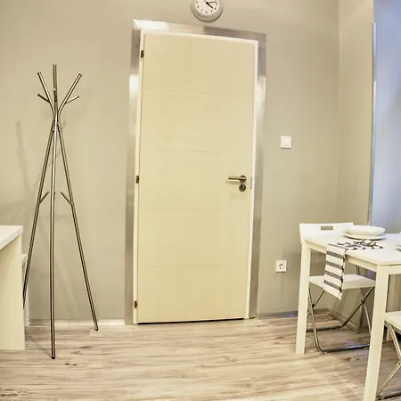 Hild-1 Apartament *