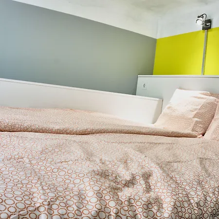 Apartament Hild-1 *