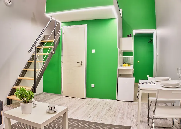 Apartament Hild-1 *